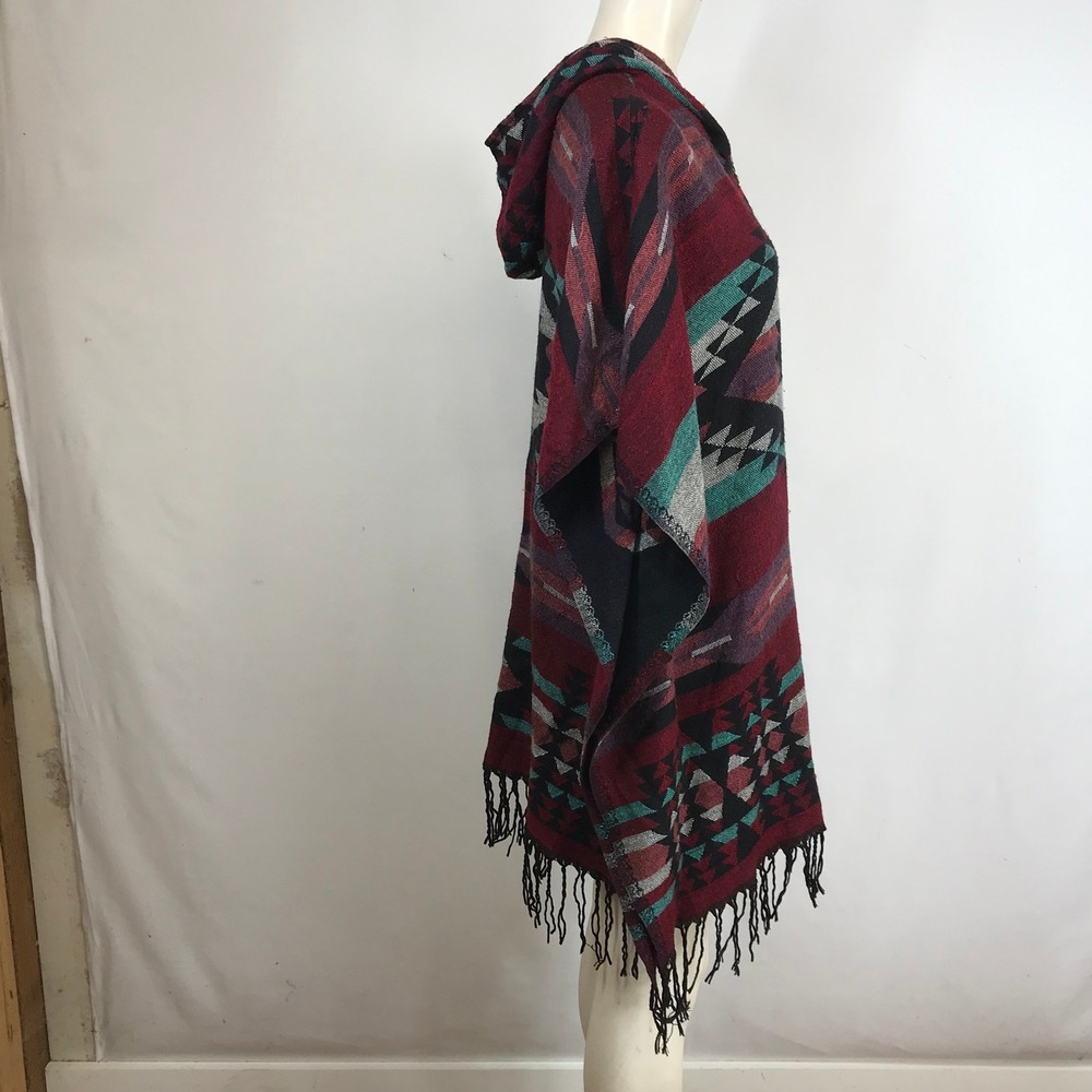 Women's Hooded Zip Poncho - Burgundy Aztec - Picture 4 of 8